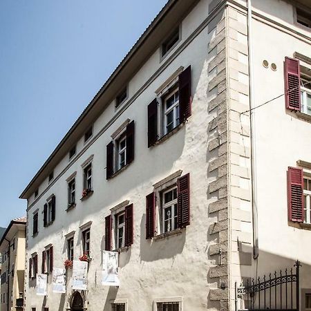 Haus Noldin - Historische Herberge - Dimora Storica Salorno Exterior photo